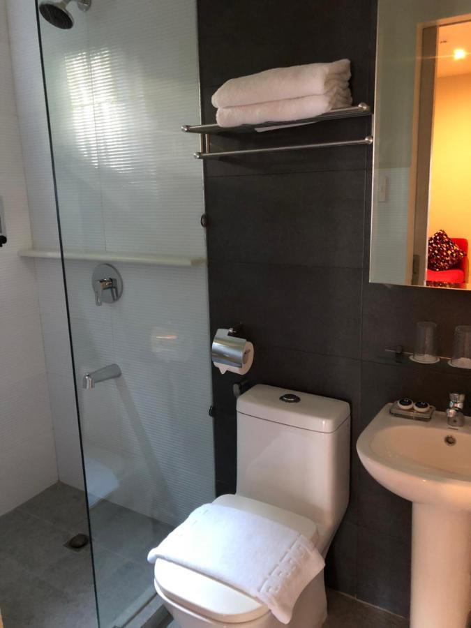 Davao City The Madeline Boutique Hotel & Suites מראה חיצוני תמונה