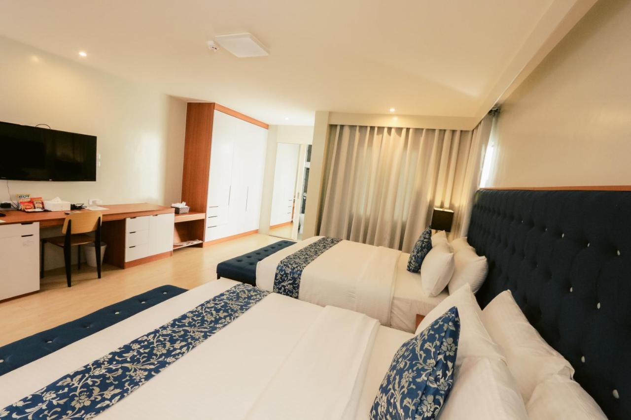 Davao City The Madeline Boutique Hotel & Suites מראה חיצוני תמונה